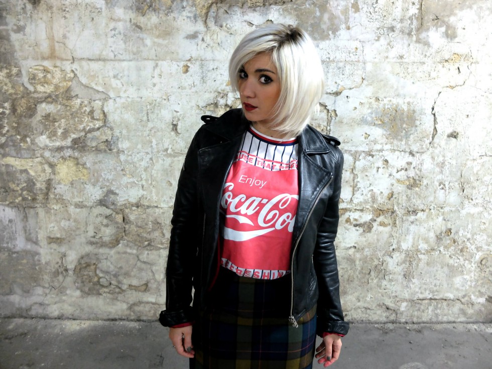 PAIRE DE LUNETTES FESTIVES ROCK AND ROLL ADULTE